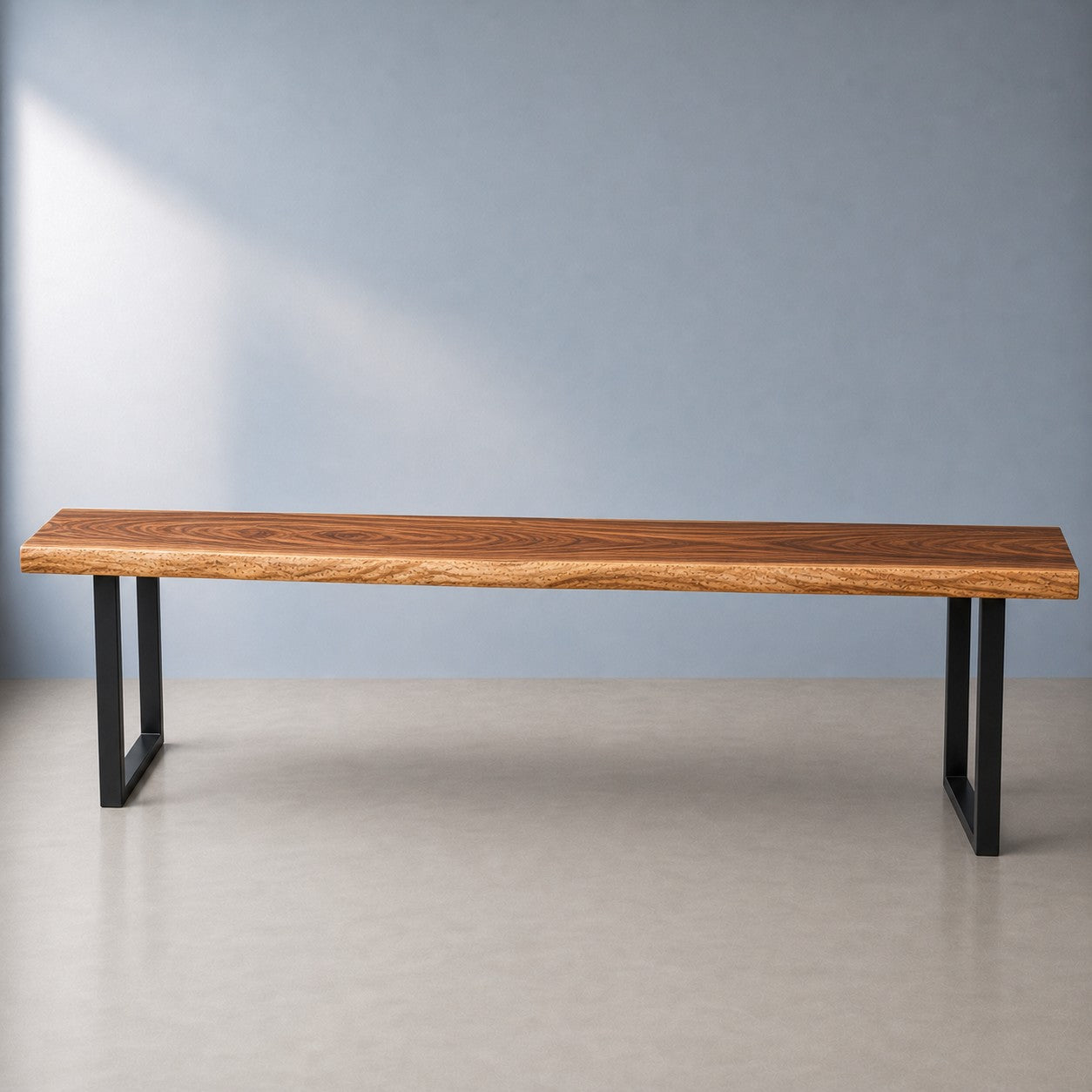 Parota credenza 2.4m